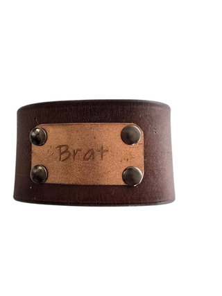 "Brat" Armband