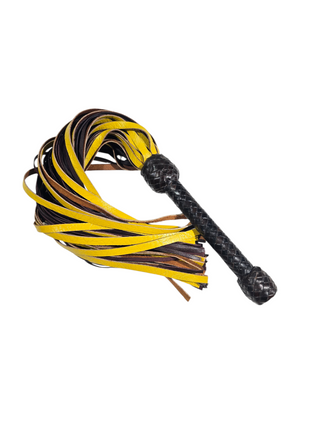 "Abgrundflair" flogger