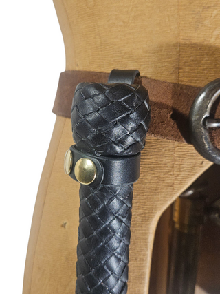 Hållare med dubbel tryckknapp